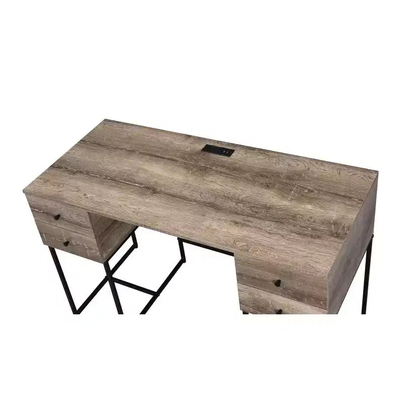 Scrivania in legno marrone con stazione di ricarica USB, singolo utente